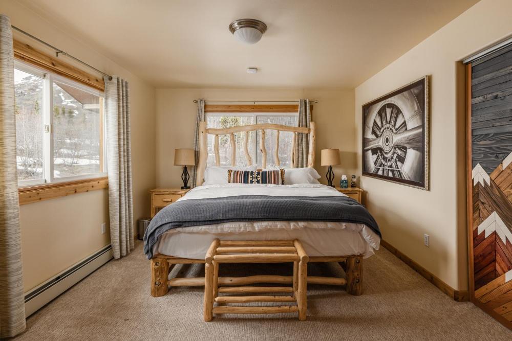 Majestic Valley Wilderness Lodge